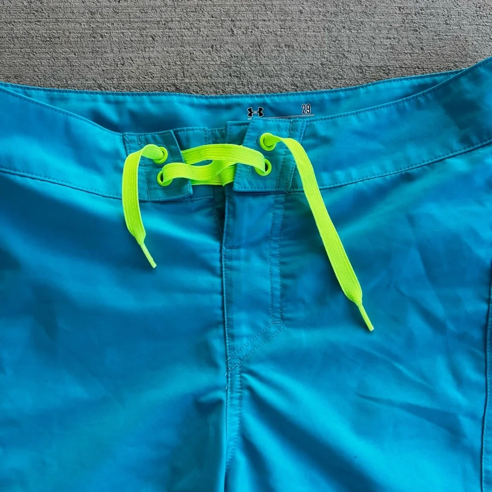 Under Armour Mens Blue Board Shorts Swim Trunks size 29